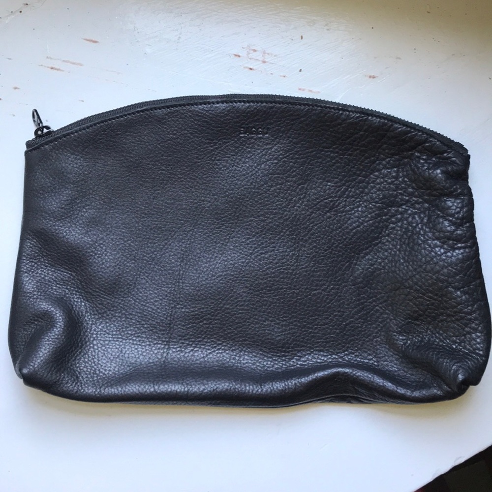 Leather Baggu Clutch